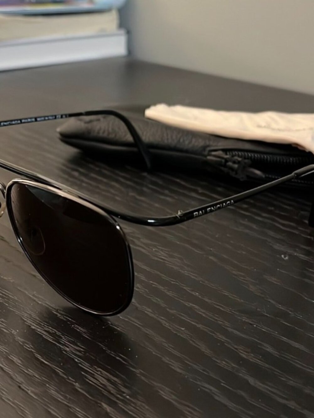 Balenciaga Aviator Sunglasses Black Metal Frame Made in Italy Like New - Picture 4 of 5